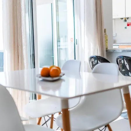 Delightful 2 Bedroom Appartement